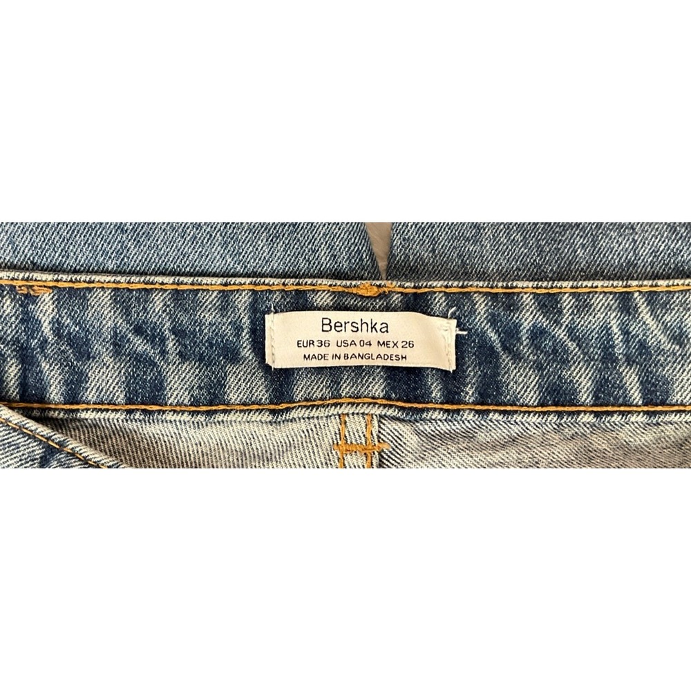 Bershka Women's Size 4 Straight Leg JeansLight‎ Blue High Rise Denim Tapered Hem - Picture 3 of 13